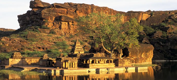 Badami Cave Temple, Karnataka Badami Cave Temple