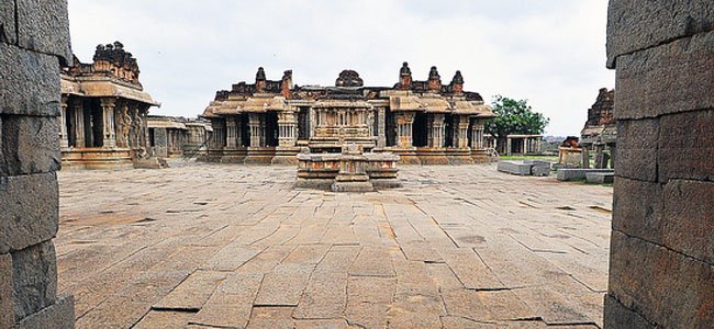 Hampi tour India Hampi tour to india