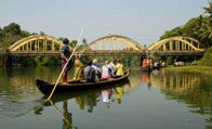 Kerala water boats, Backwaters Images , Pictures of Backwater